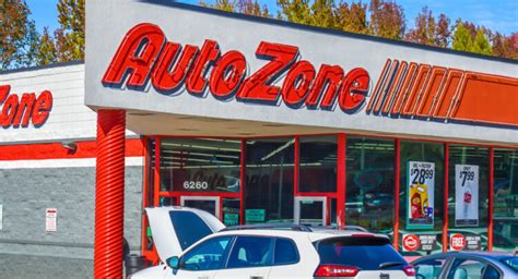 AutoZone: Fiscal Q3 Earnings Snapshot